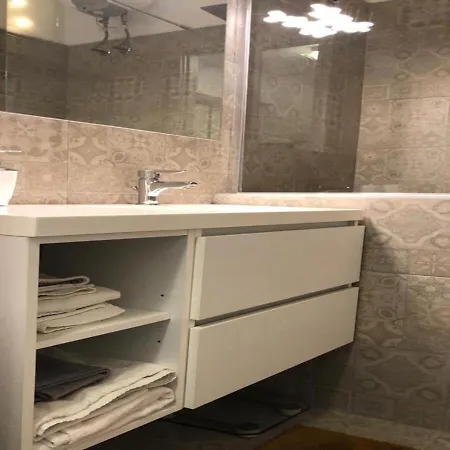 Vivapartments Milanosansiro - Stadio A Piedi, M5 Ippodromo * Milaan